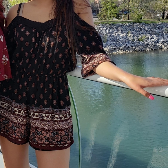 Romper - Picture 2 of 2